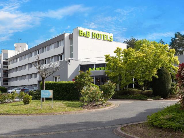 B&B HOTEL Cergy Port 4 étoiles