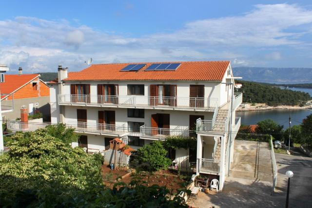 Apartments with a parking space Jelsa, Hvar - 8765