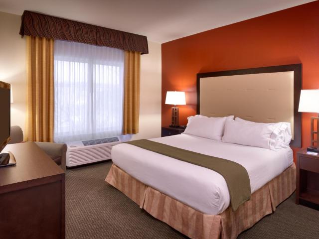 Holiday Inn Express & Suites Mesquite Nevada, an IHG Hotel