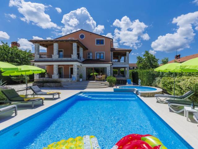 Holiday Home Villa Anamaria by Interhome