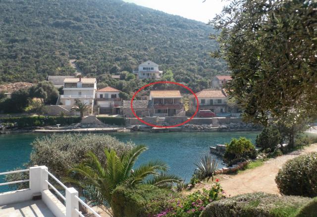 Apartments by the sea Cove Zarace - Gdinj, Hvar - 4596