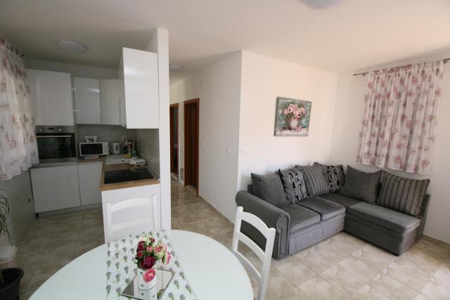 Apartman Mirica Solin