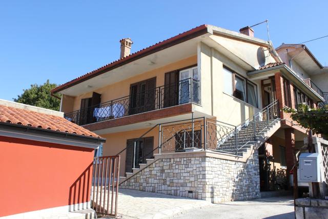 Apartments with a parking space Strmac, Labin - 7402