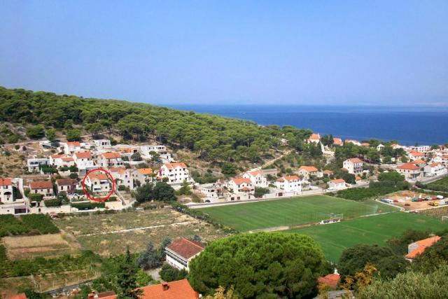 Apartments with a parking space Postira, Brac - 765