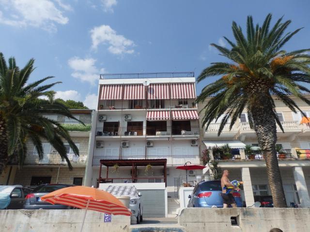 Apartments by the sea Podgora, Makarska - 12669