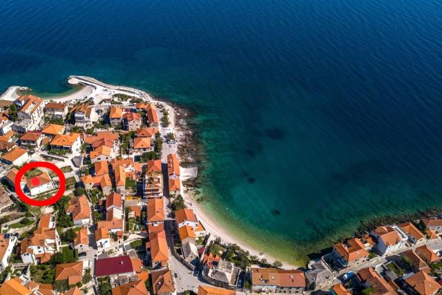 Apartments by the sea Postira, Brac - 12291