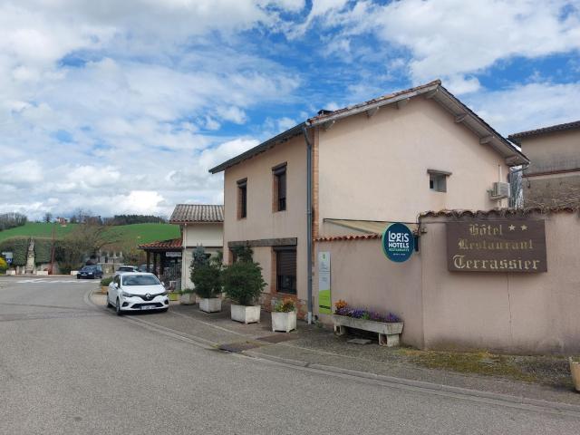 Chez Terrassier - Logis Hôtels - Hotel et Restaurant