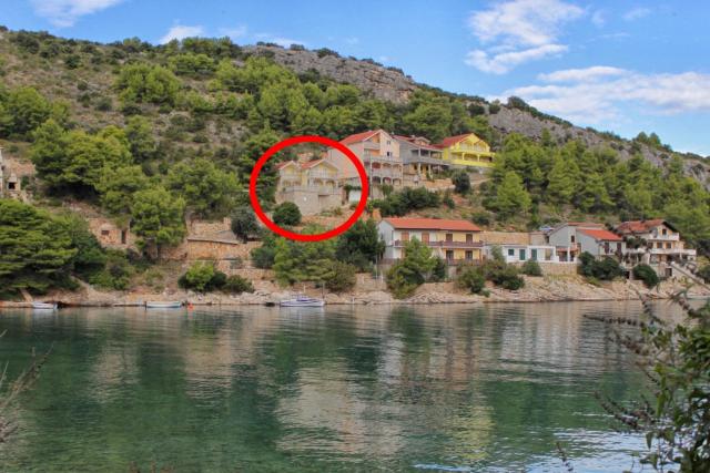 Apartments by the sea Cove Prapratna - Prapatna (Hvar) - 15804