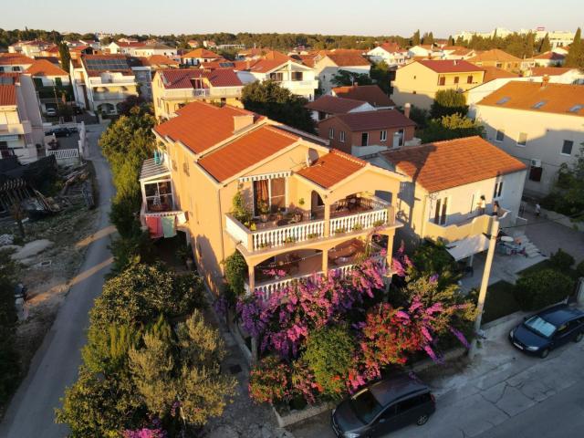 Studio Apartment in Biograd na Moru with Terrace, Air Conditioning, Wi-Fi (4818-8)