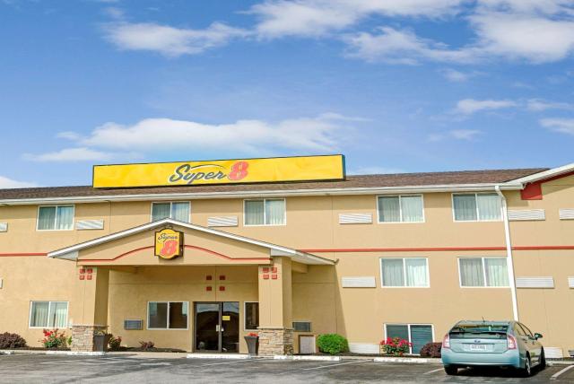 Super 8 by Wyndham Independence Kansas City