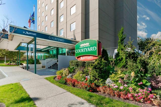 Courtyard by Marriott New York JFK Airport