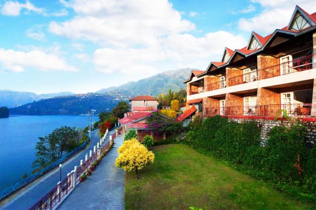 Neelesh Inn- A Luxury Lake View Hotel- 20 kms from Nainital