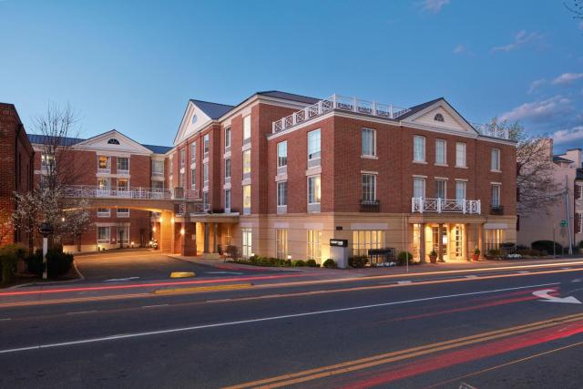 Courtyard by Marriott Charlottesville - University Medical Center