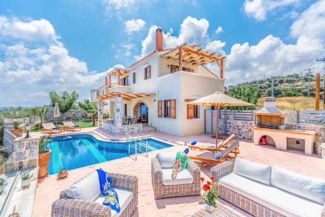 Villa Kantifes 4 Families or Couples with Private Pool & BBQ