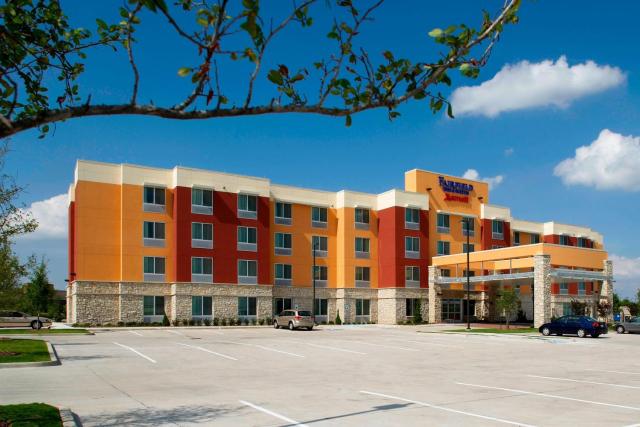 Fairfield Inn & Suites by Marriott Dallas Plano The Colony