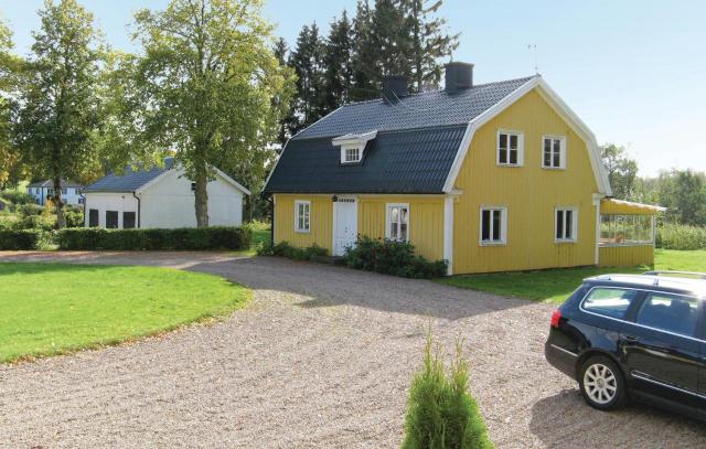 Amazing Home In Tidaholm With Kitchen