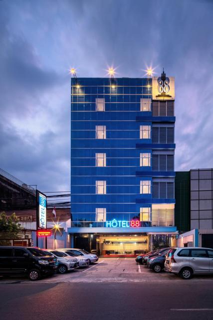 Hotel 88 Mangga Besar Raya 120 Jakarta By WH