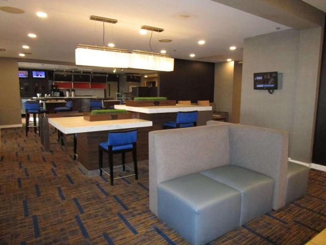 Country Inn & Suites by Radisson, Columbus-Edinburgh