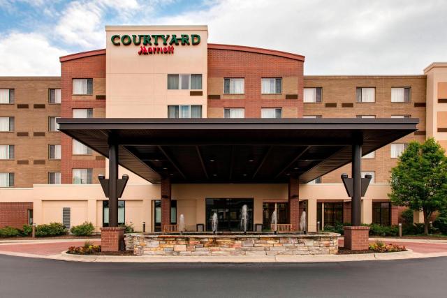 Courtyard by Marriott Chicago Schaumburg/Woodfield Mall