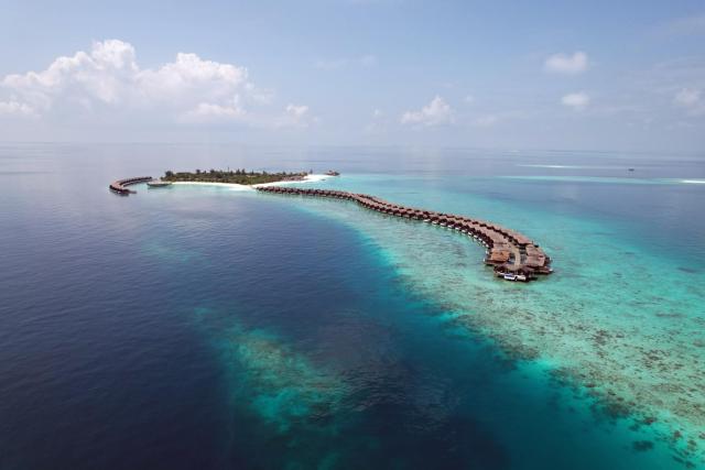 Grand Park Kodhipparu Maldives - Child Stay & Eat Free Until 30 Nov 2024