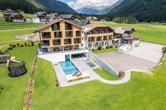 Hotel Tyrol