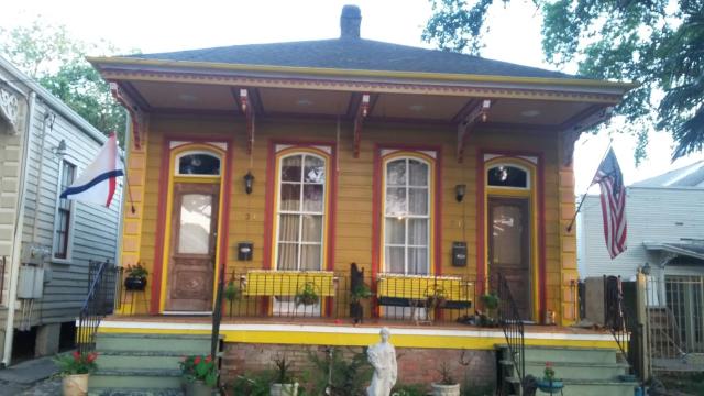 Creole Victorian for groups large and small