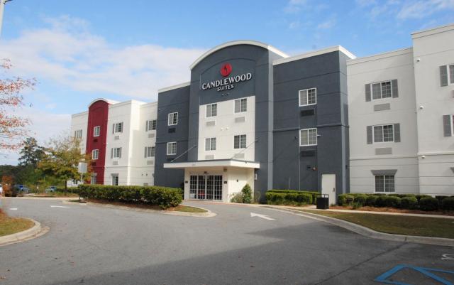 Candlewood Suites Tallahassee, an IHG Hotel