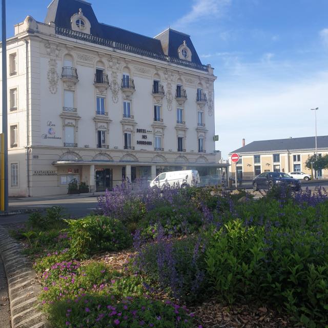 Logis Hotel des Bourbons