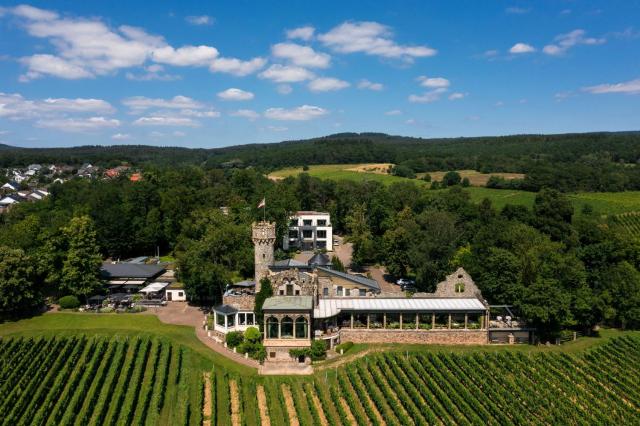 Relais & Châteaux Hotel Burg Schwarzenstein