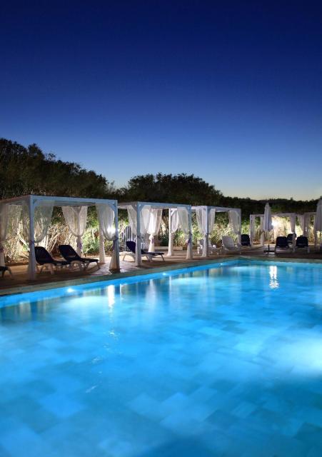 RELAIS MASSERIA CASINA DEI CARI