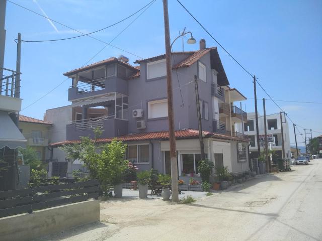 Nikoshouse apartment paralia ofriniou