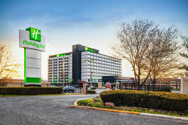 Holiday Inn Newark International Airport