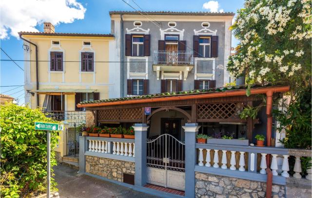 Cozy Home In Omisalj With Kitchen