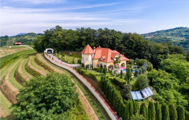 Lovely Home In Sv,kriz Zacretje With Sauna