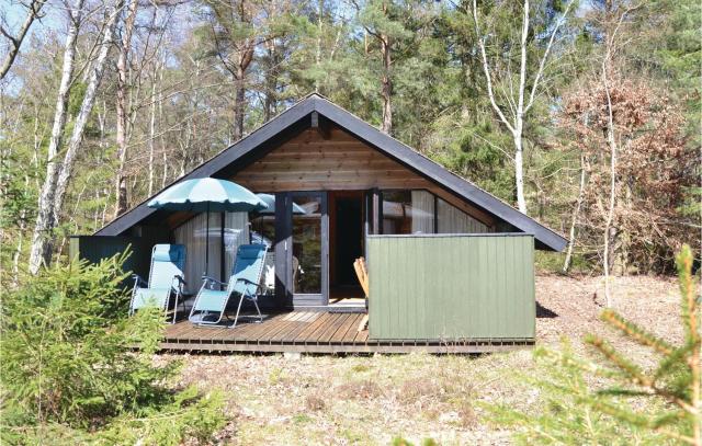 Cozy Home In Frederiksværk With Wifi