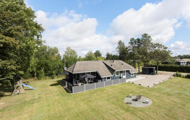 Lovely Home In Humble With Sauna