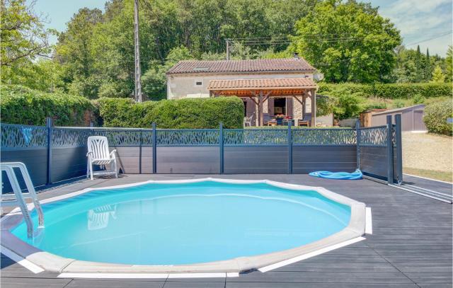 Cozy Home In Douzillac With Outdoor Swimming Pool