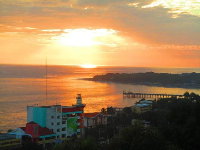 Casita Escondida- El Salvador