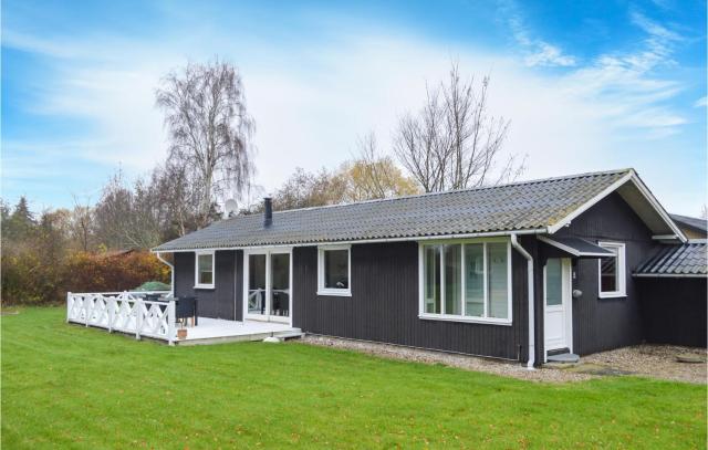 3 Bedroom Beautiful Home In Slagelse