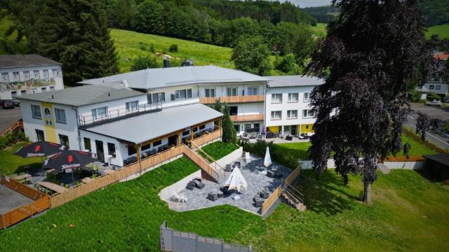 Hotel Berghof Wasserkuppe & Gästehaus Fuldaquelle