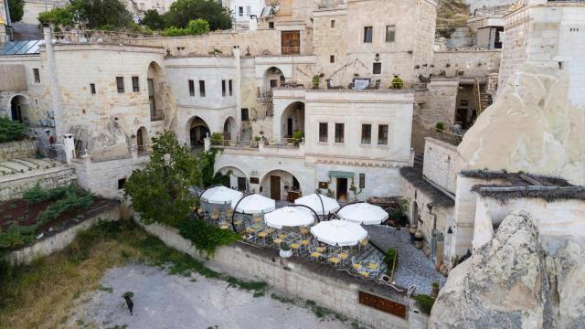 Tafoni Houses Cave Hotel