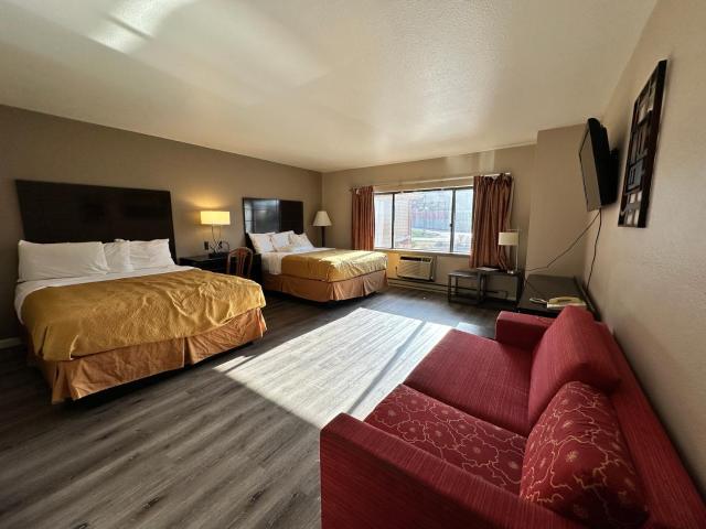 Rodeway Inn & Suites Madison East