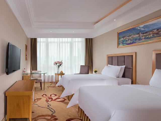 Vienna Hotel (Shajinbei Road Fuquan Guizhou)