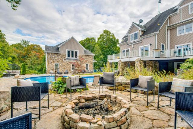 Deck For Entertaining Belmont Group Getaway