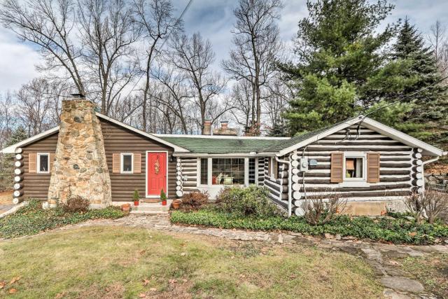 Macungie Cabin with Fireplace Near Bear Creek Skiing