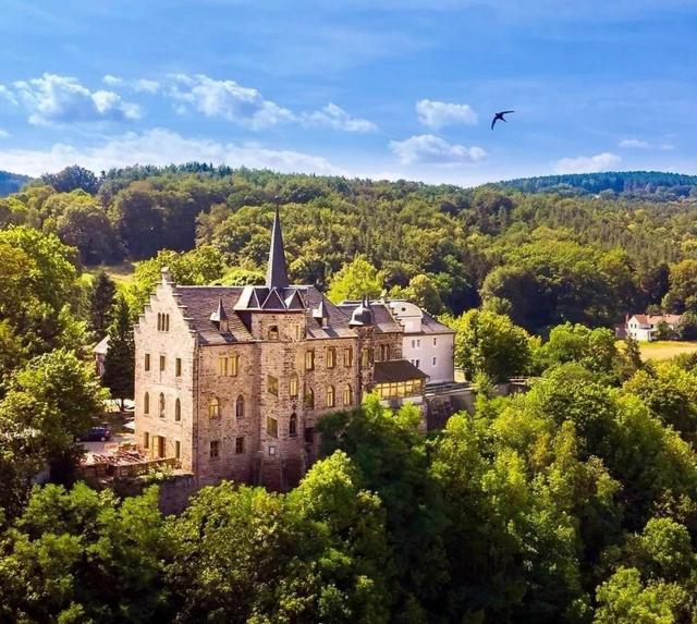 Hotel & Restaurant Schloss Weißenburg