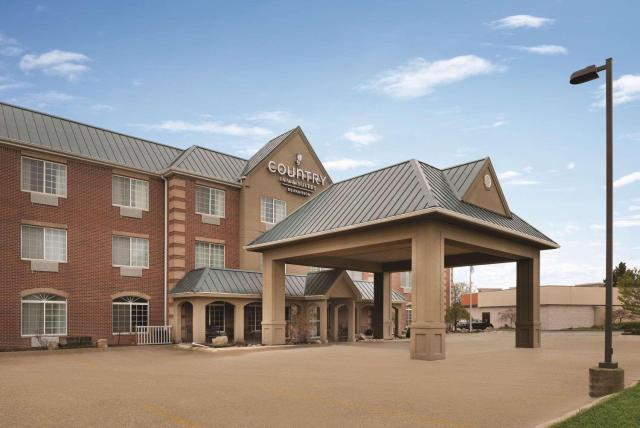 Country Inn & Suites by Radisson, Valparaiso, IN