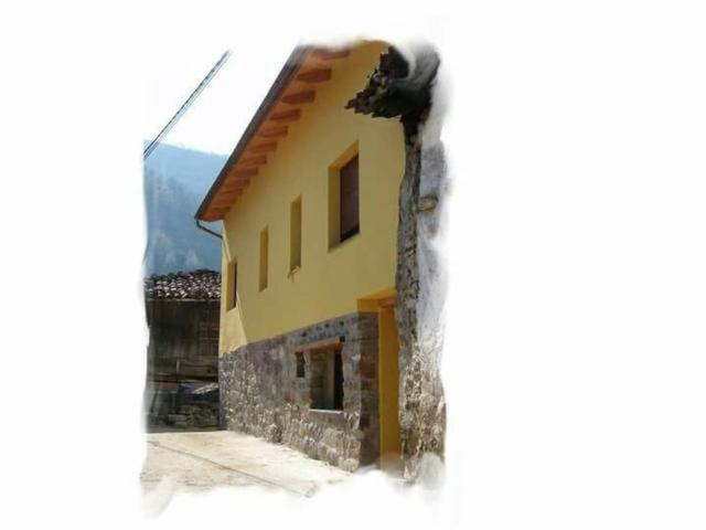 Welcoming House in Bermiego with All Comforts