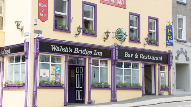 Walsh's Bridge Inn