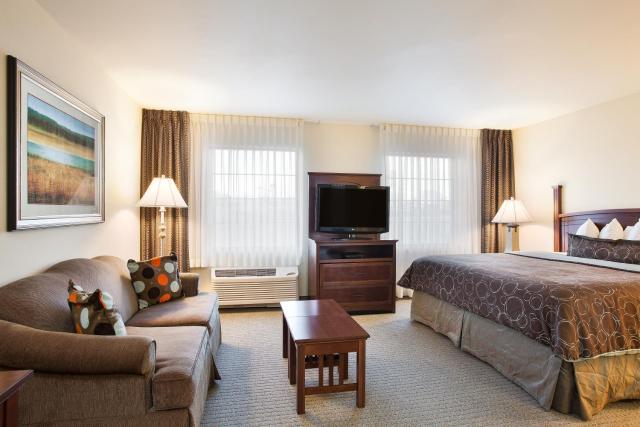 Staybridge Suites El Paso Airport, an IHG Hotel